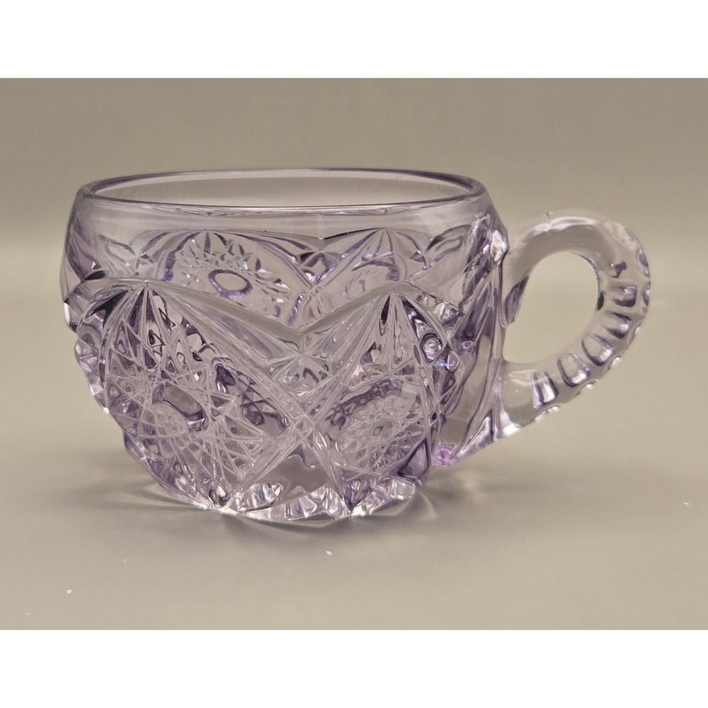 Lilac Crystal Cup Starburst Pattern. Hand Crafted 1990's (#19)